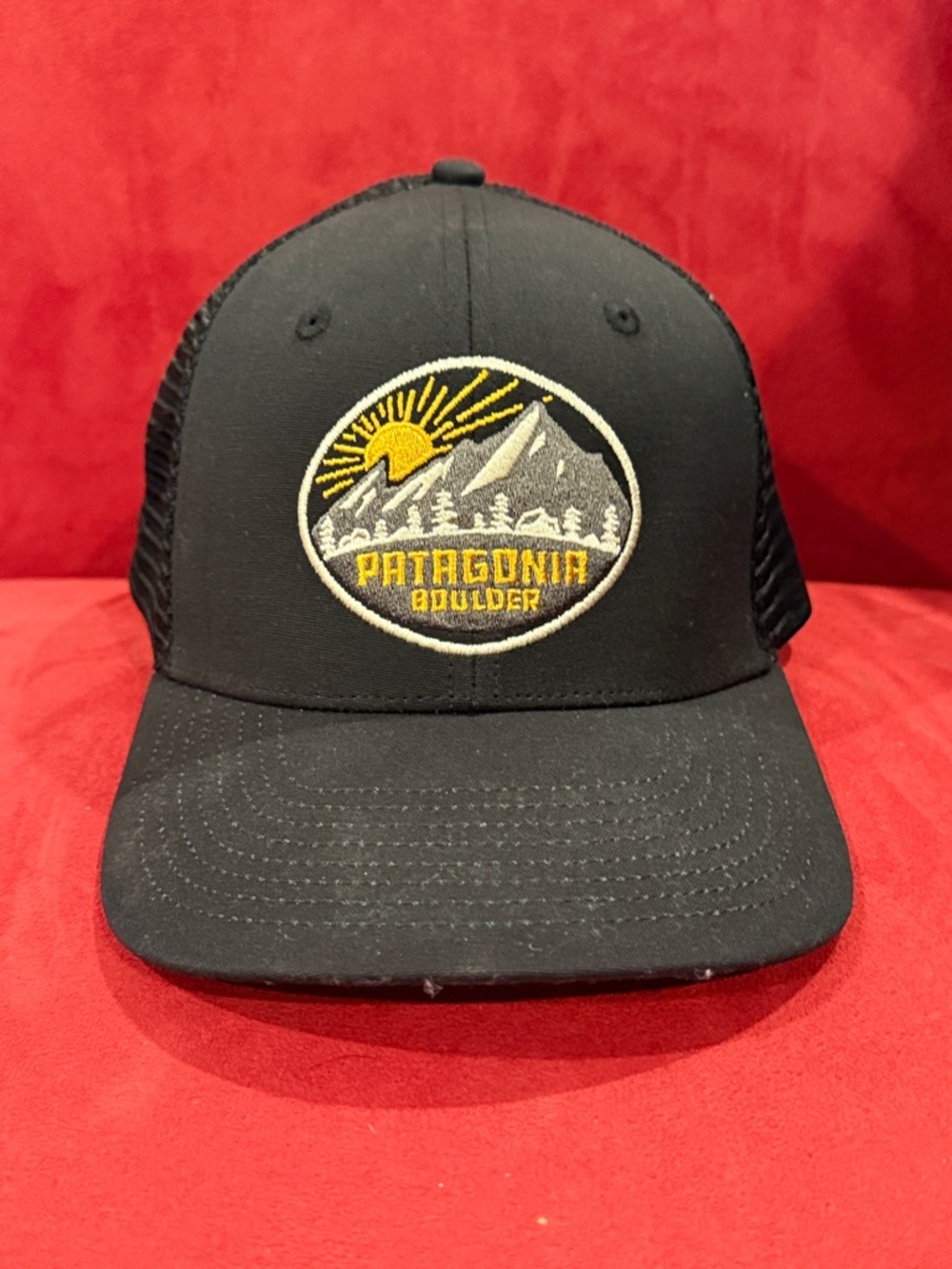 Patagonia “Boulder” Trucker Hat | Black Mesh Snapback | Flatiron Patch | EUC